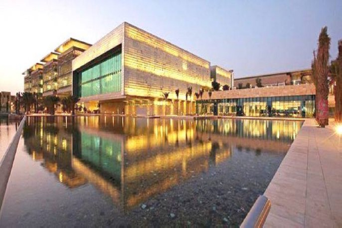  جامعة الملك عبدالله للعلوم والتقنية عن برنامج إرتقاء للجنسين