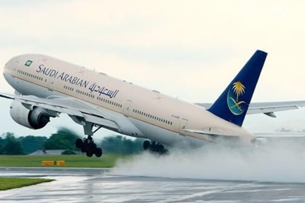كيفية تتبع وصول ومغادرة الرحلات.. مطار الملك فهد الدولي