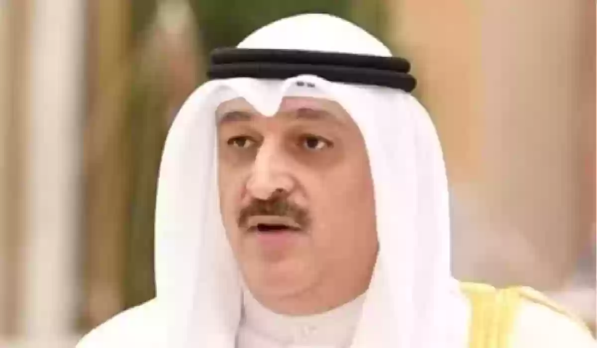 توقيف 6 أطباء بينهم وزير سابق .. ماذا يحدث في الكويت؟