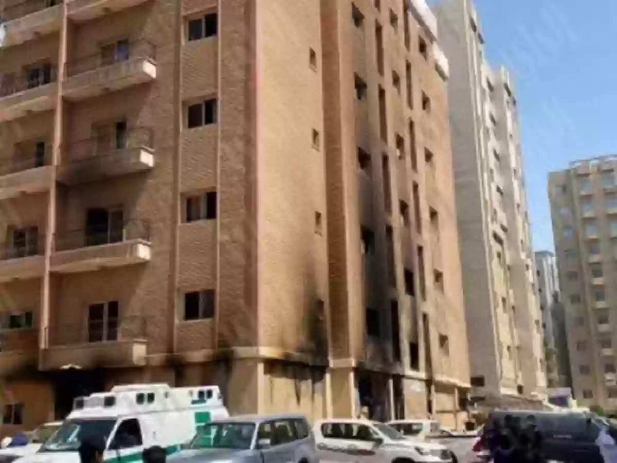 حريق هائل في عمارة سكنية في الكويت