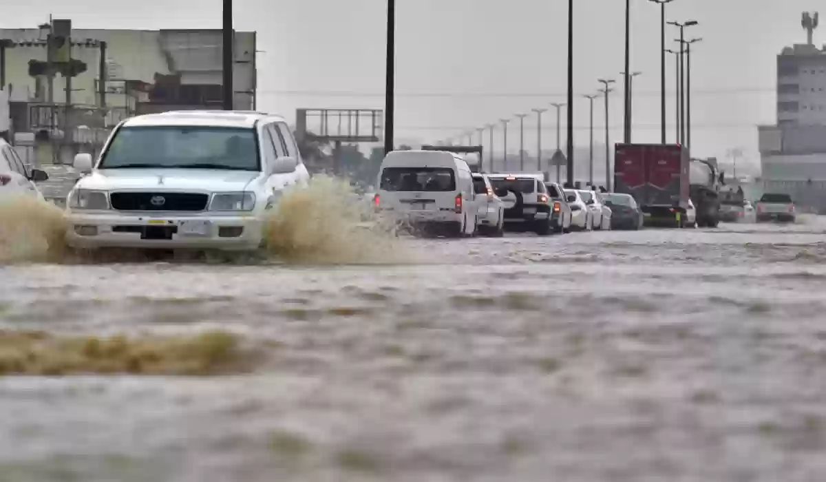 توقعات المركز الوطني للأرصاد الجوية لطقس المملكة اليوم.. رياح وأمطار وانعدام في مستوى الرؤية 